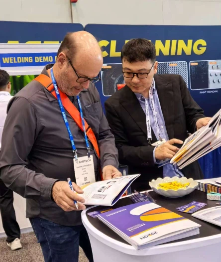 news-444-526 news-444-526